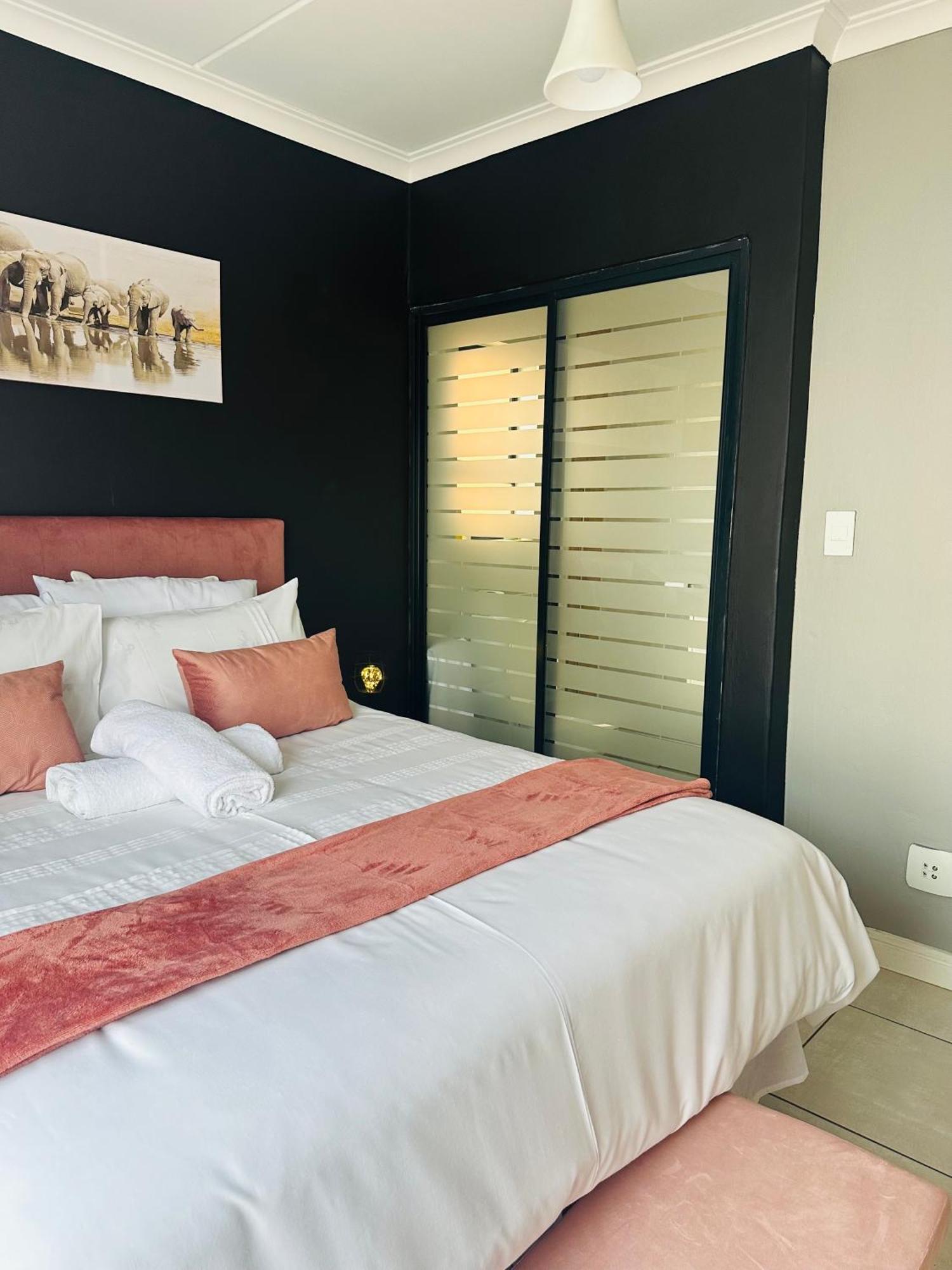 The Blyde Boutique Apartments พริทอเรีย ภายนอก รูปภาพ